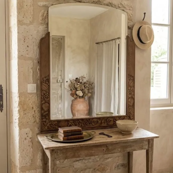 Très grand miroir art deco arrondi et intégralement biseauté