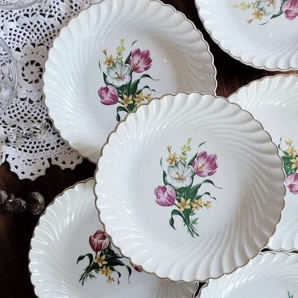 Lit de 6 petites assiettes/coupelles creuses