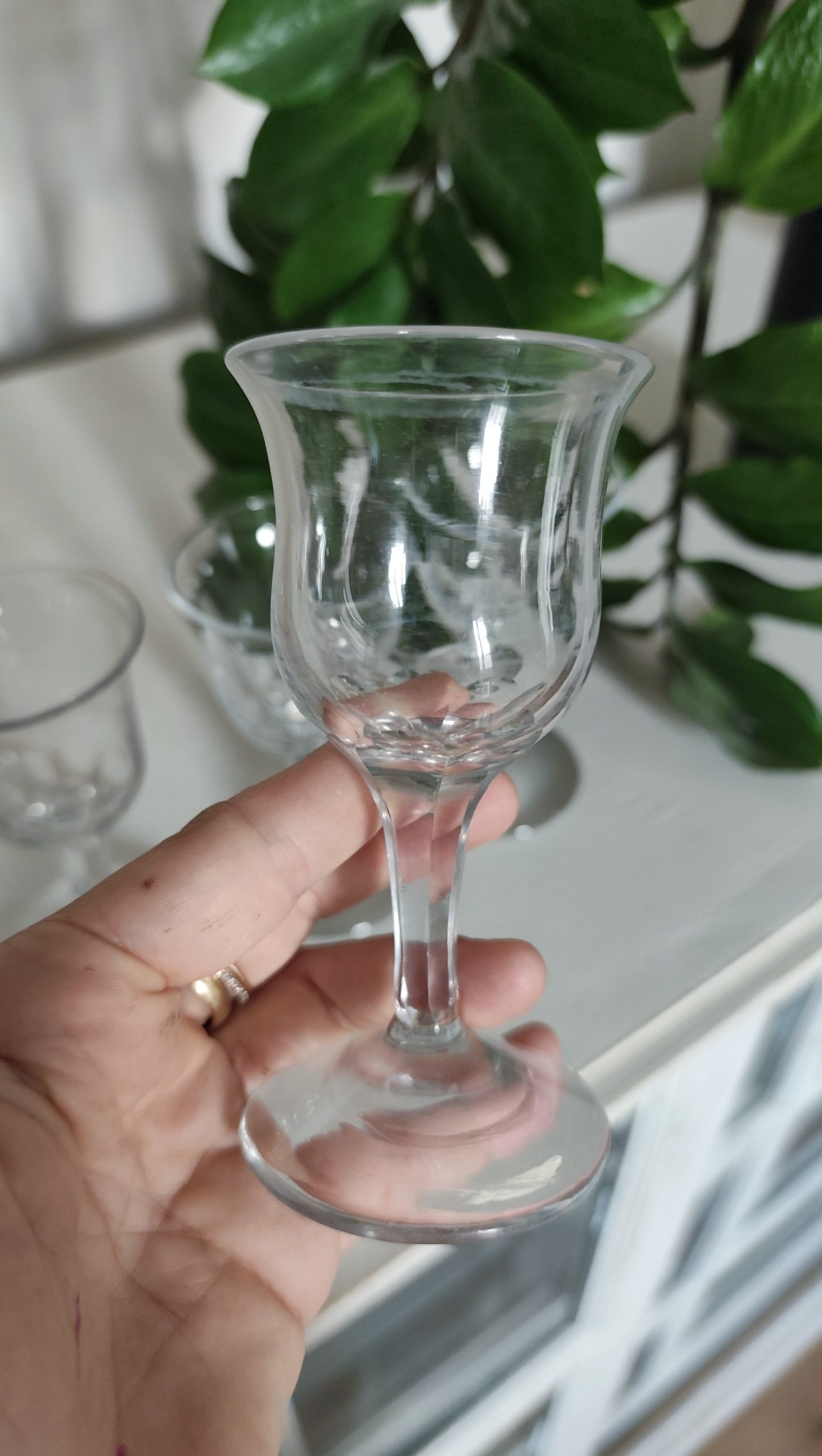 Série de 6 verres à porto en cristal soufflé tourné – Image 5